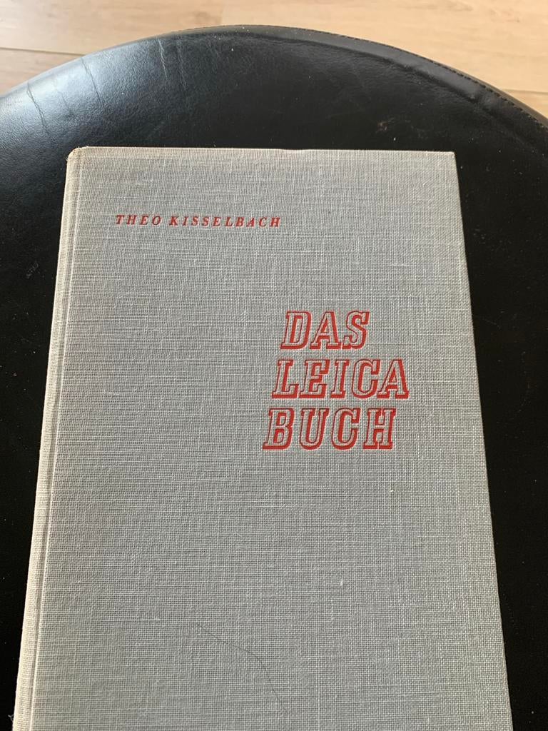 Das Leica Buch - Theo Kisselbach (1969) - Linnen kaft, Boeken, Ophalen of Verzenden, Gelezen, Camera's