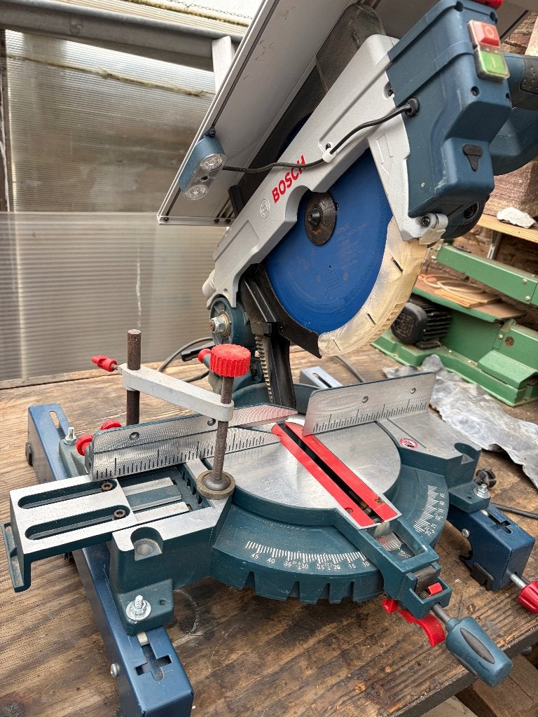 Bosch Combizaag GTM12 JL refurbished -perfecte staat 1800 W, Doe-het-zelf en Verbouw, Ophalen, 70 mm of meer, Overige typen, Zo goed als nieuw