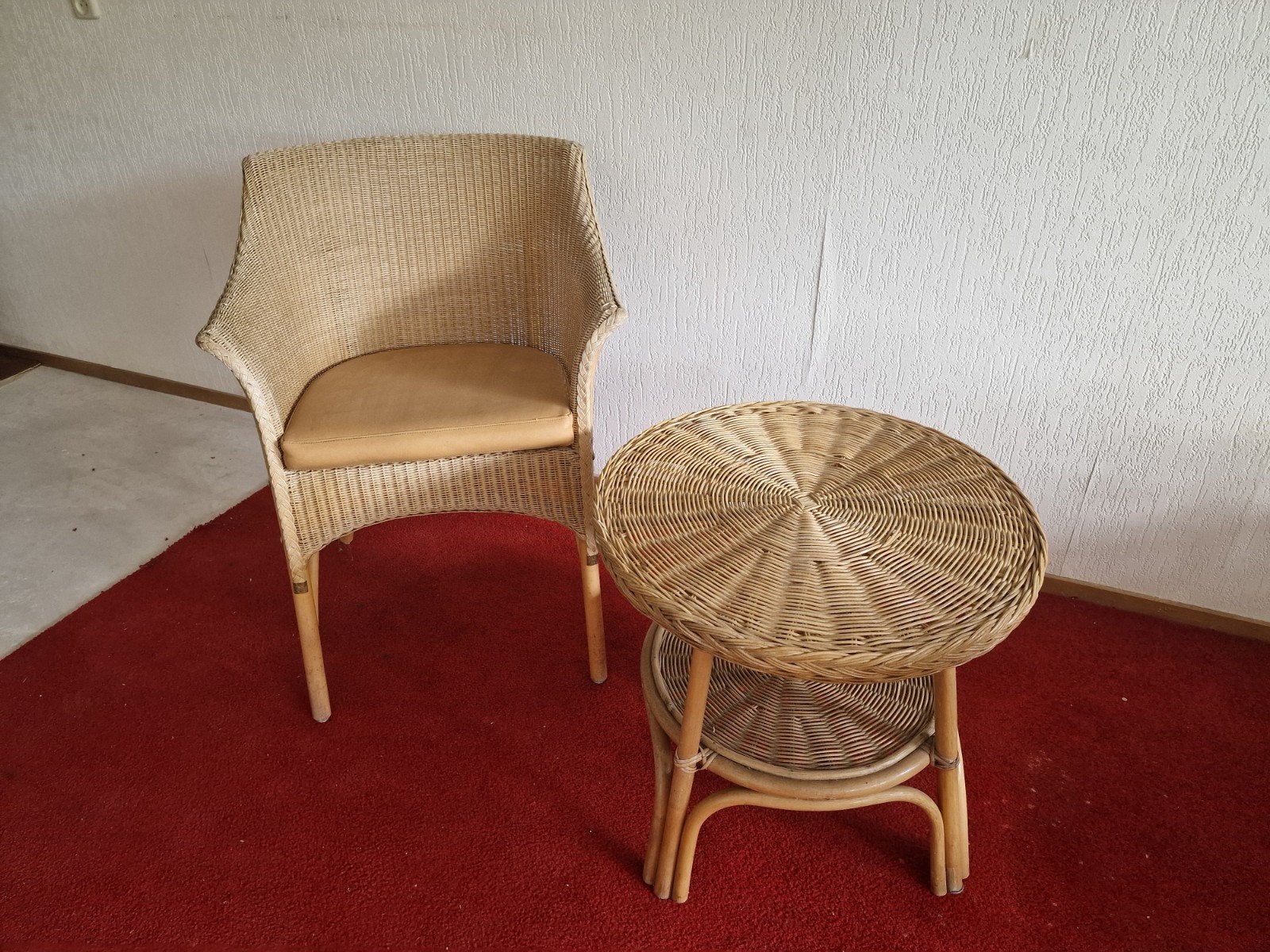 Rotan stoel met tafeltje, Ophalen, Gebruikt, Overige kleuren, Eén