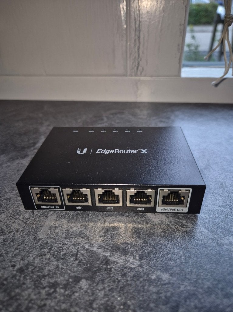 EdgeRouter X, Ophalen, Gebruikt, Router, UniFi Ubiquiti