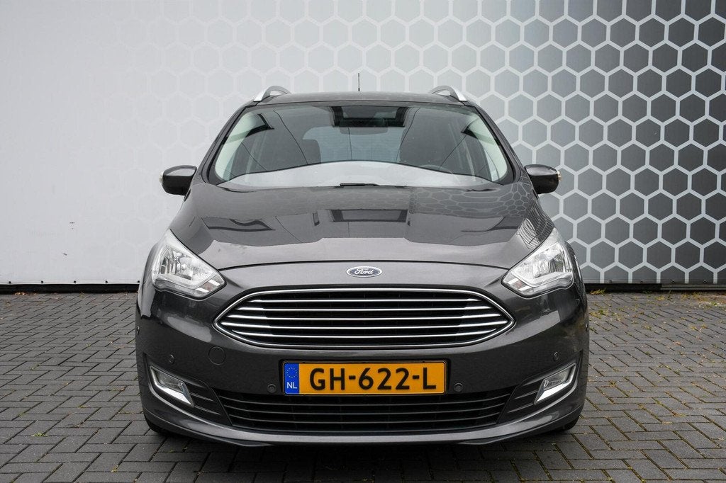 Ford Grand C-Max 1.0 Titanium Trekhaak Cruise Camera PDC, Auto's, Ford, Voorwielaandrijving, 745 kg, Gebruikt, Origineel Nederlands