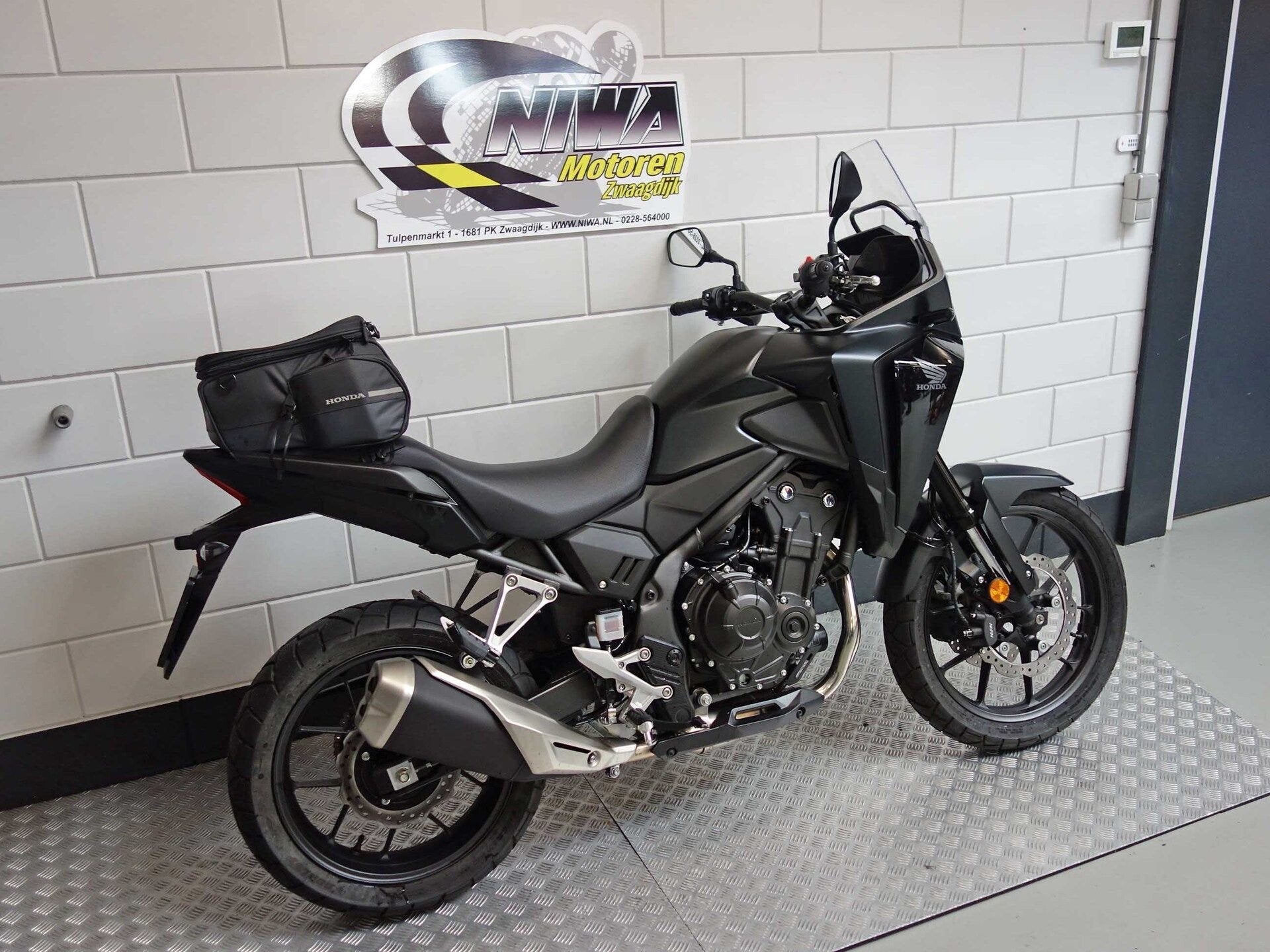 Honda CB500X, ABS, Toermotor, Handgeschakeld, 471 cc
