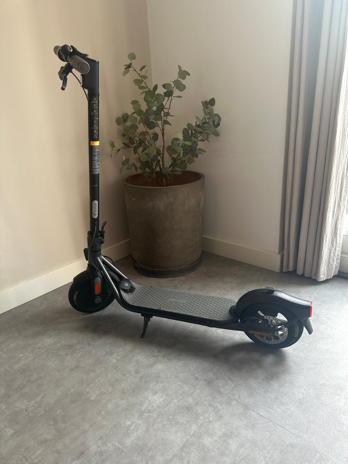 Ninebot elektrische step (Kickscooter F25E 11), Ophalen, Gebruikt, Elektrische step (E-scooter)
