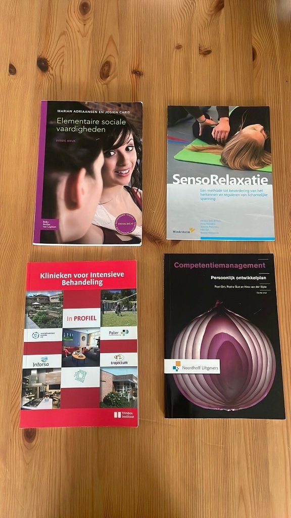 Diverse studieboeken PMT of Social Work: zie beschrijving, Ophalen of Verzenden, Alpha, Zo goed als nieuw, HBO
