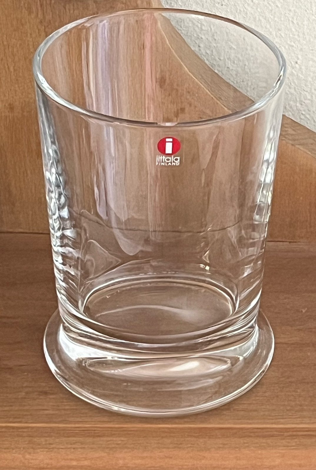 Iittala vaasje. Design Stefan Lindfors. Finland., Verzenden