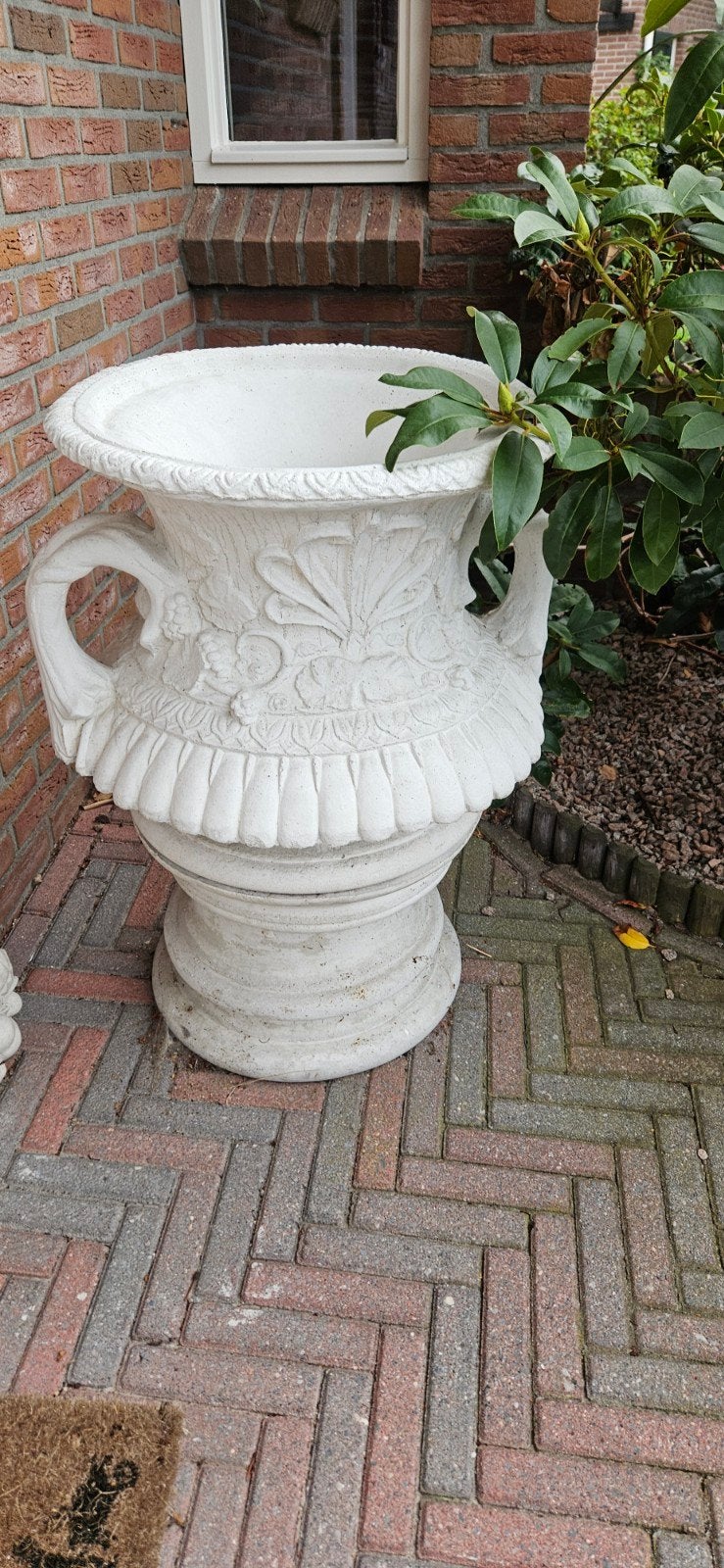 Grote, zware stenen pot voor tuin of terras, Tuin en Terras, Ophalen, Gebruikt, 40 cm of meer, Overige vormen