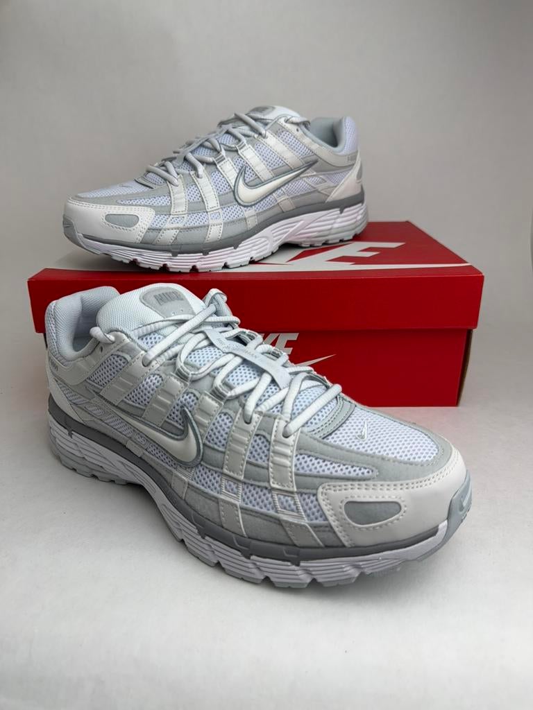 Nike p-6000 summit white (maat 44.5), Kleding | Heren, Wit, Nieuw, Ophalen of Verzenden, Sneakers of Gympen