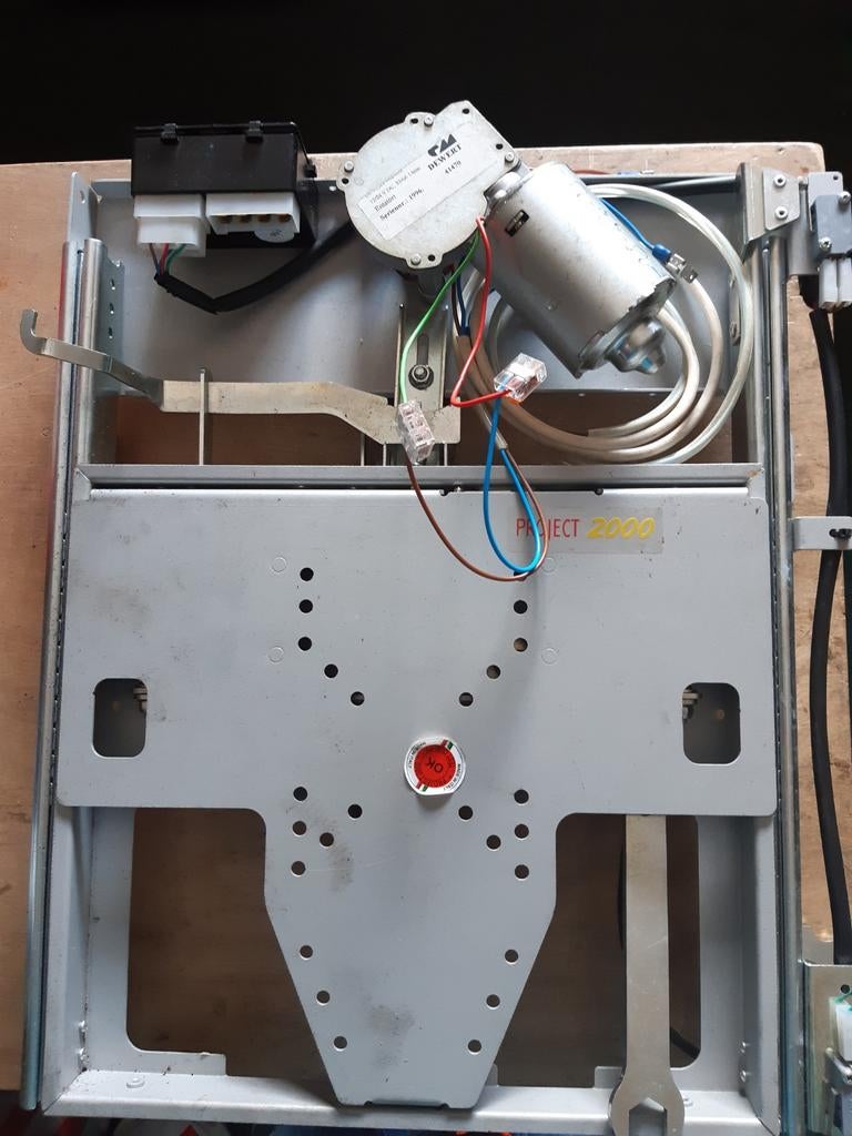 TV lift voor campers of caravans, Ophalen