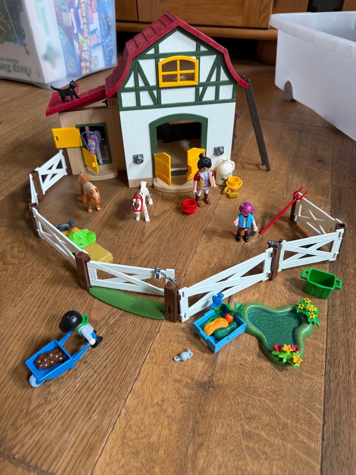 Playmobil Country Paardenstal met accessoires (6927), Ophalen, Gebruikt