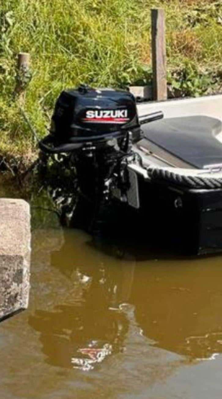 Buitenboordmotor Suzuki 6 pk 4 takt, Ophalen of Verzenden, Zo goed als nieuw