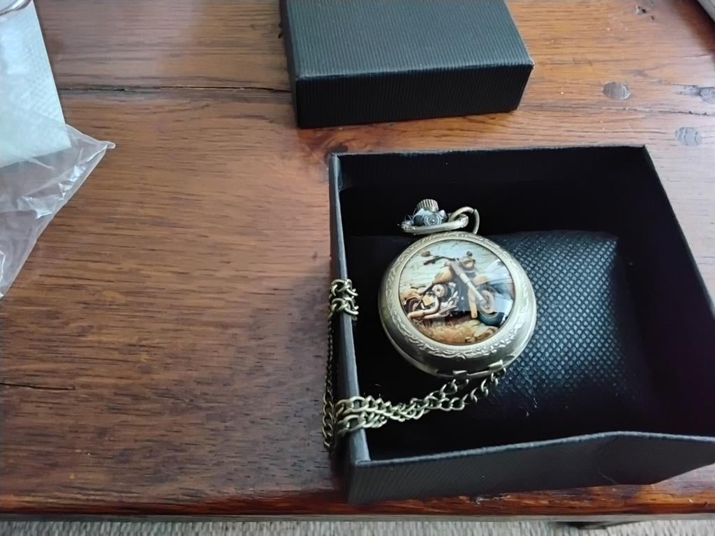 Zakhorloge motorrijder nieuw en loopt, Ophalen of Verzenden, Nieuw, Zilver, Overige materialen