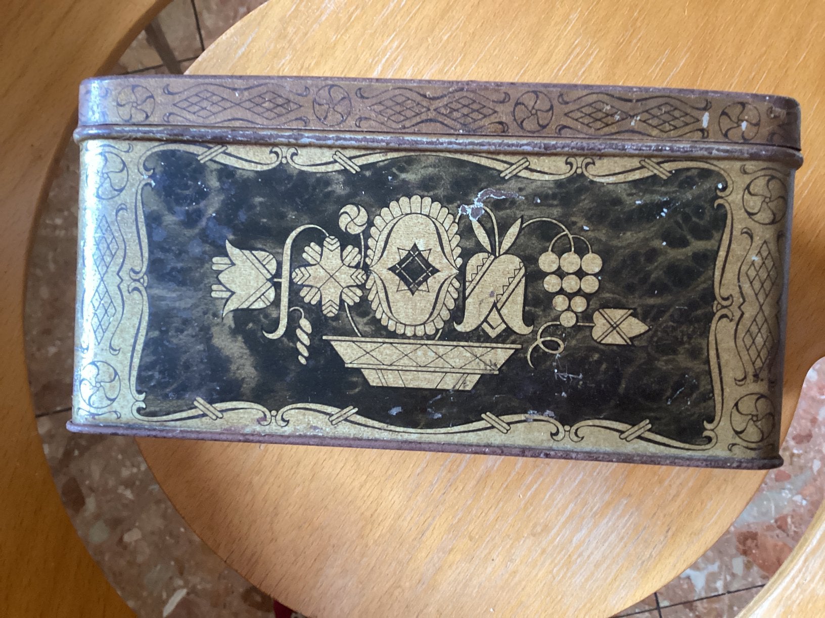Koektrommel Hoog 8.5x17x11 cm, Verzamelen, Ophalen of Verzenden, Zo goed als nieuw, Koek(jes)