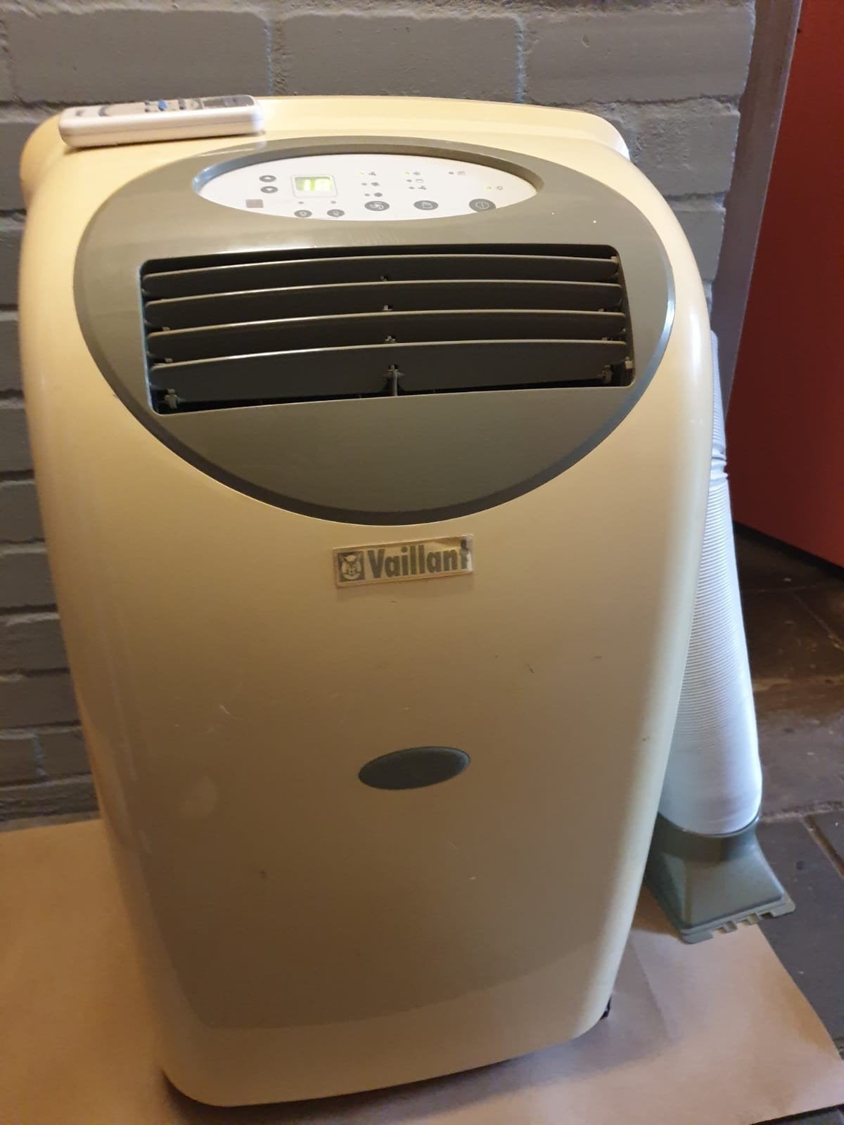Vaillant VAM 026 9000 BTU Mobiele Airco, Ophalen, Gebruikt, Minder dan 60 m³, 3 snelheden of meer