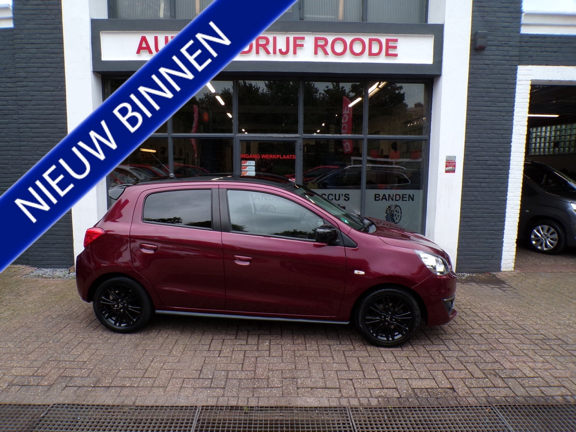 Mitsubishi Space Star 1.2 Automaat X-Tra TOP STAAT EN GOED O, Auto's, Automatische klimaatregeling, Gebruikt, 880 kg, Met garantie (alle)