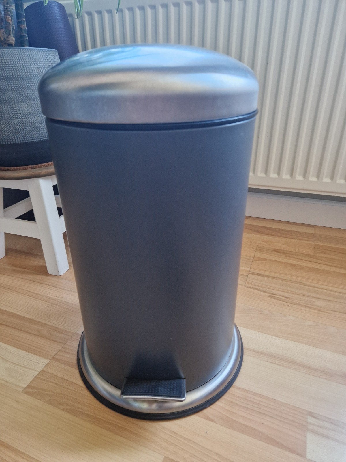 IKEA Prullenbak Antraciet Grijs (45cm hoog), Ophalen, Gebruikt, Met pedaal, 20 tot 30 liter