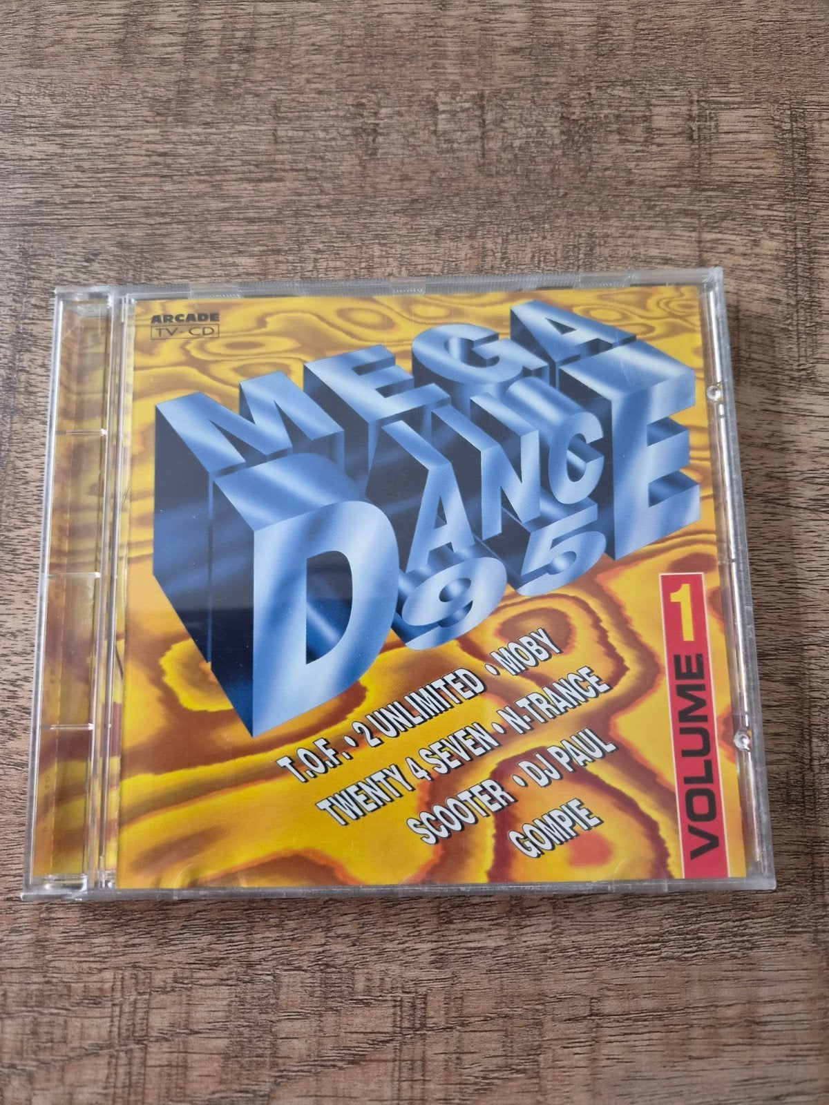 Mega Dance '95 - Volume 1 (Arcade TV-CD), Ophalen of Verzenden, Gebruikt, Dance Populair