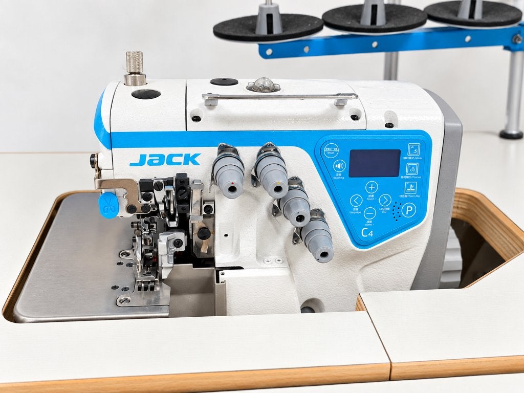 JACK C4-5 5-DRAADS AUTOMATISCHE INDUSTRIËLE OVERLOCK PERFECT, Hobby en Vrije tijd, Overige merken, Ophalen of Verzenden, Industrieel