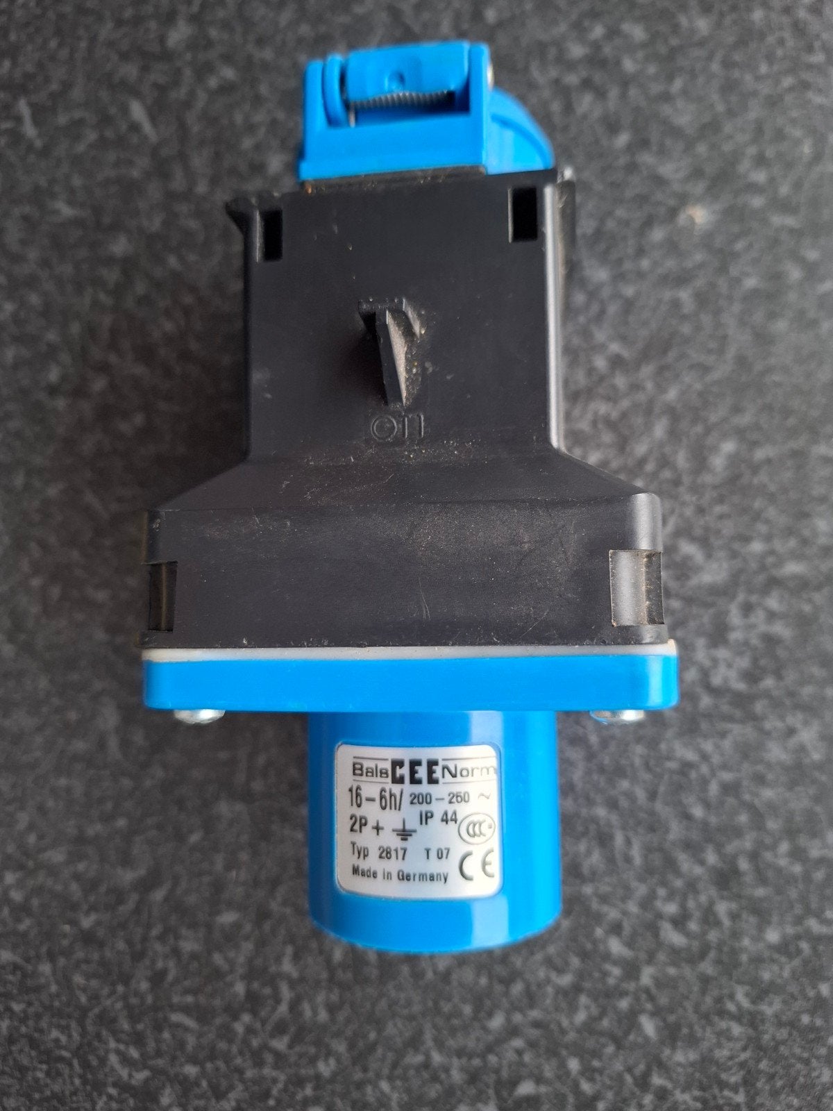 Bals CEE Norm Stekkerdoos 16A 2P+E IP44, Ophalen, Gebruikt