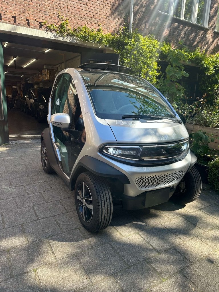 Eli Zero Premium Zilver 2025 | 1086 KM | SONY Infotainment, Auto's, Automaat, Overige carrosserieën, Leder, Dealer onderhouden