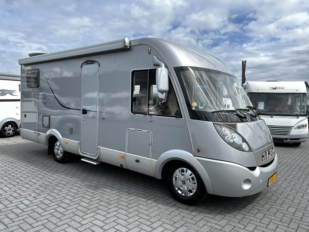 Hymer B614 CL Dwarsbed/Hefbed/3.0L-160pk/XL-garage/2008, Caravans en Kamperen, Campers, Integraal, Fiat, 6 tot 7 meter, Bedrijf