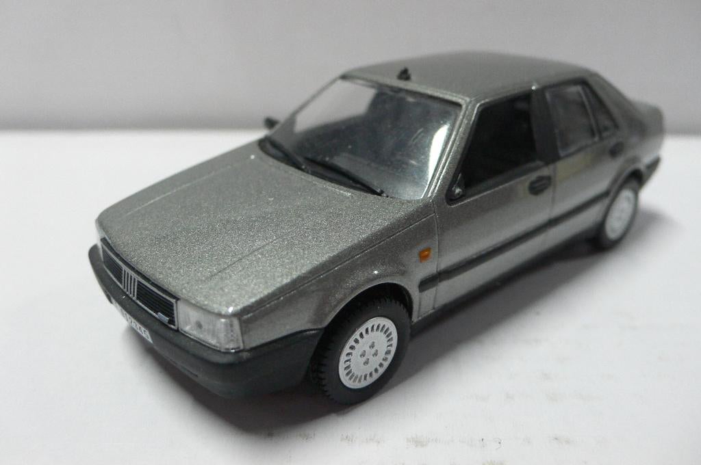 fiat croma - mist zijspiegel - norev  1/43, Hobby en Vrije tijd, Modelauto's | 1:43, Verzenden, Gebruikt, Auto, Norev