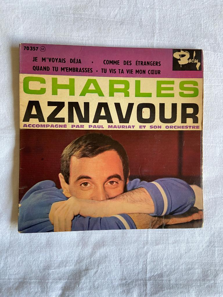 charles Aznavour -  je m'voyais deja, Ophalen of Verzenden, Gebruikt