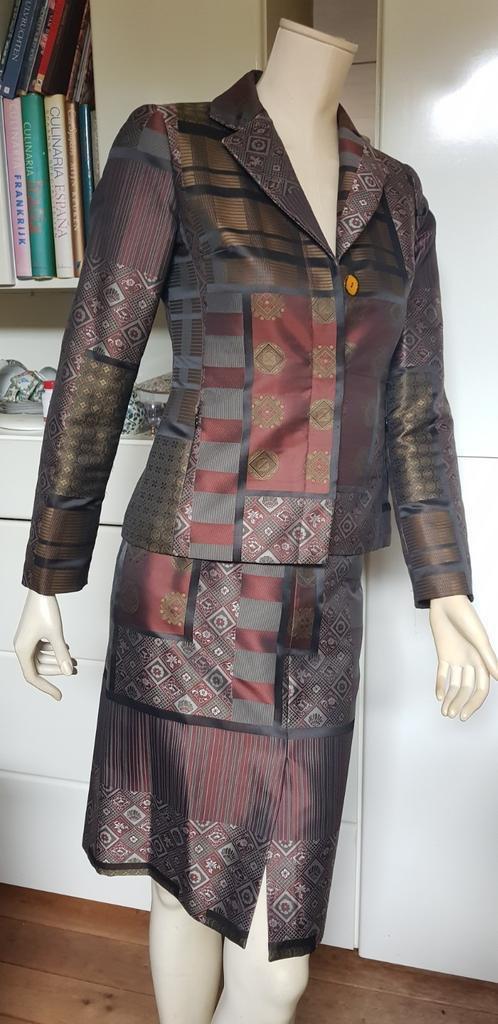 mantelpak Kenzo zijde crupo elegant en vrouwelijk 38 2200,-, Maat 38/40 (M), Kostuum of Pak, Overige kleuren, Verzenden