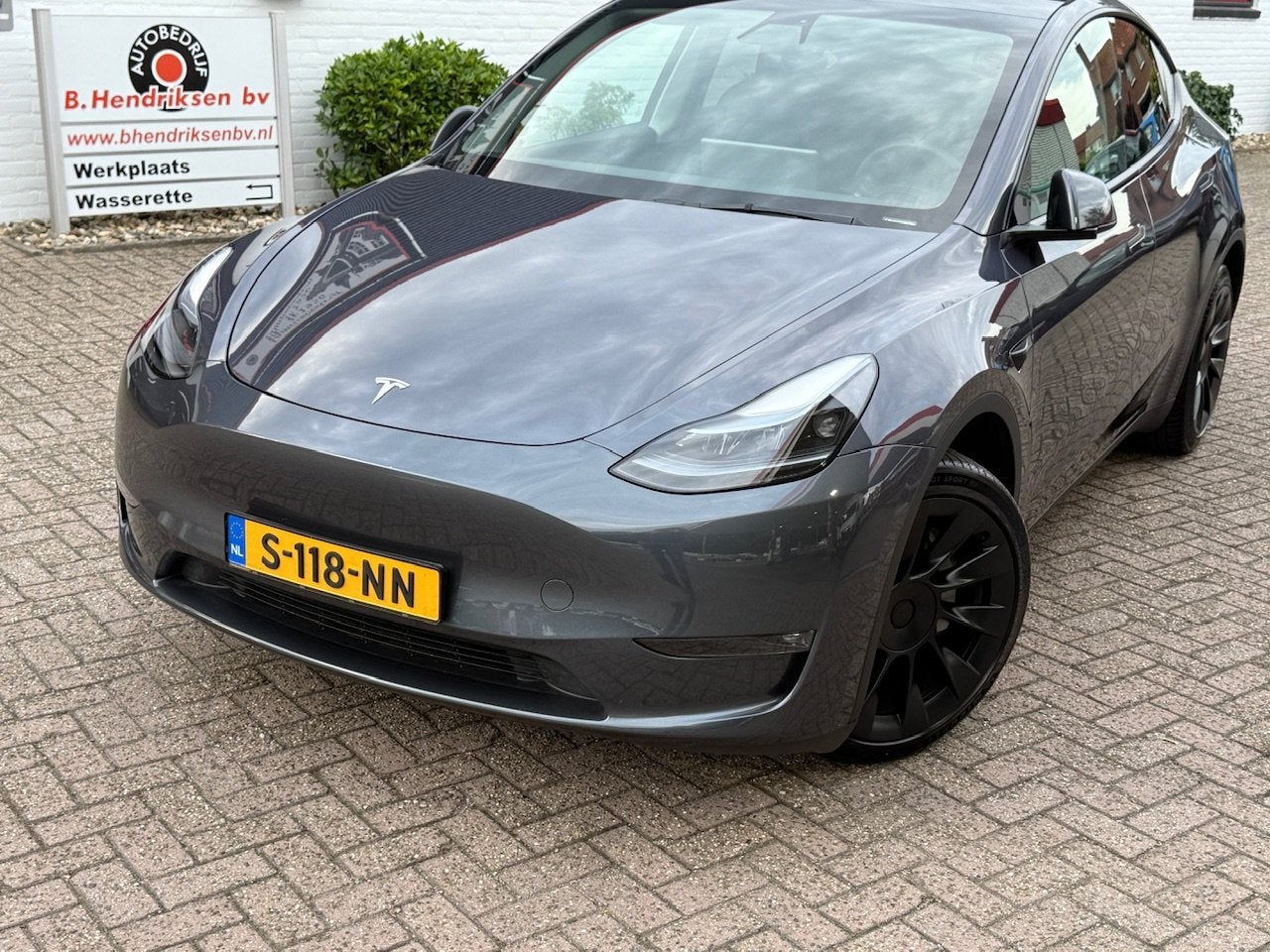 Tesla Model Y Long Range AWD/ SOH 94.3%/ 20 Inch velgen/ War, Auto's, Gebruikt, Zwart, Vierwielaandrijving, 514 pk