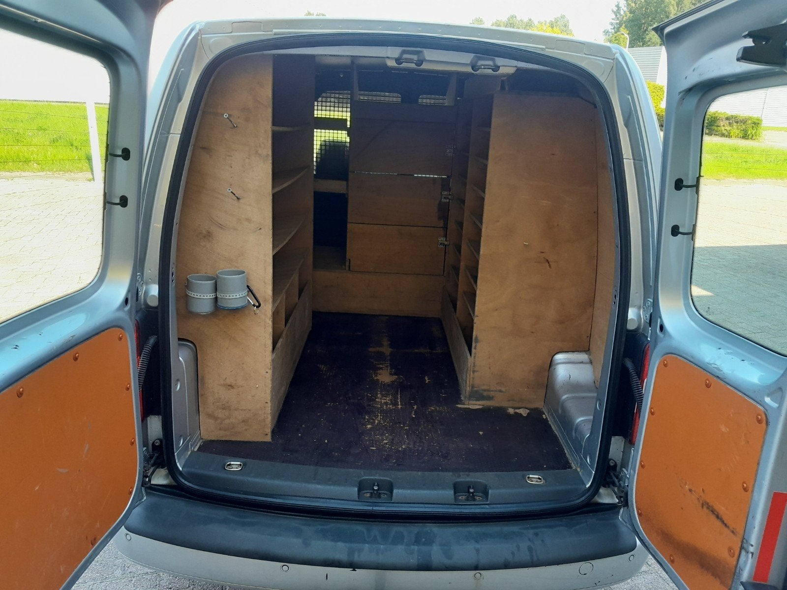 bedrijfswagen inrichting, intimmering, Ophalen