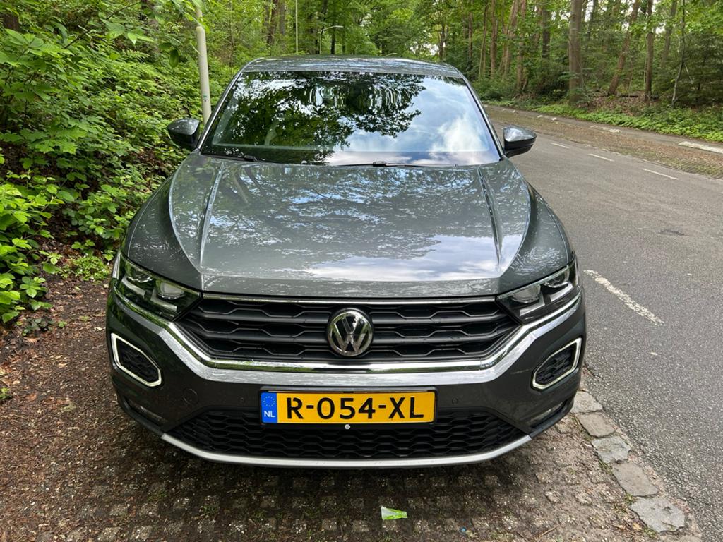 Volkswagen T-Roc 1.5 TSI 150pk 2018 Grijs, Voorwielaandrijving, 1498 cc, 4 cilinders, Handgeschakeld