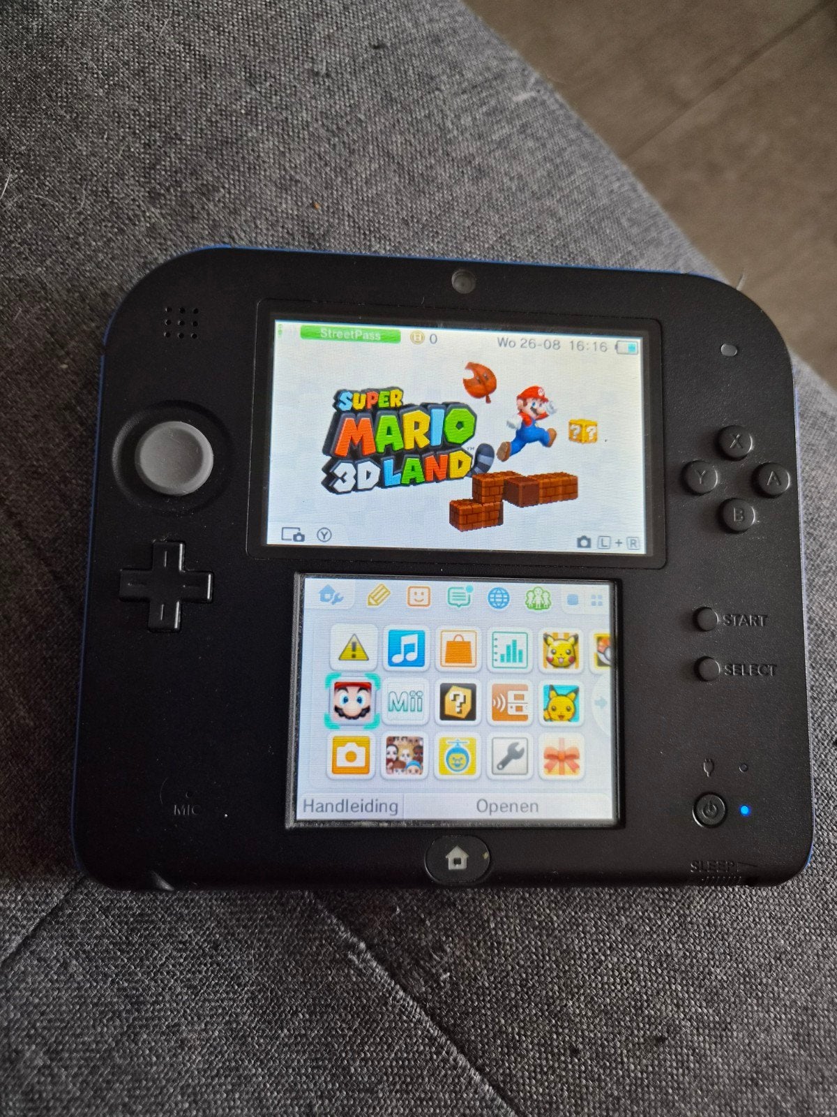 Nintendo 2DS met Super Mario 3D Land en Super Mario Maker, Met games, Zwart, 2DS, Ophalen of Verzenden