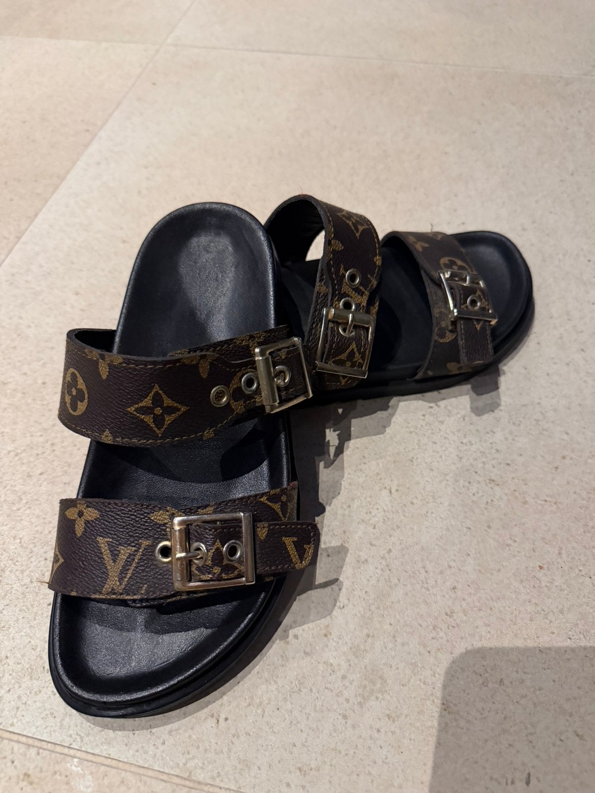 Leuke dames slippers (37), Ophalen, Zo goed als nieuw, Meisje, Overige typen