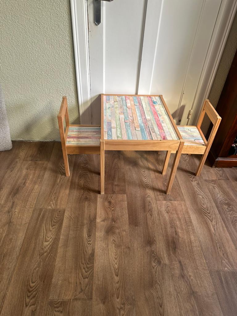 Ikea tafel en twee stoeltjes, Ophalen of Verzenden, Gebruikt, Tafel(s) en Stoel(en)