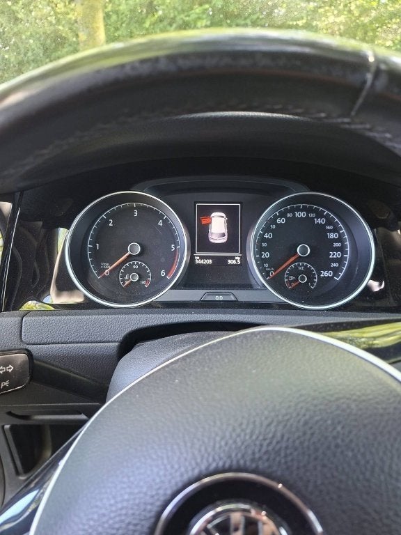 Volkswagen Golf 7 1.6 TDI High Executieve Plus 2013 – EXPORT, Euro 5, Alcantara, Automatische klimaatregeling, Origineel Nederlands