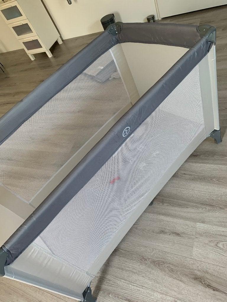 Campingbedje inklapbaar, Kinderen en Baby's, Ophalen, Gebruikt, Reisbedje