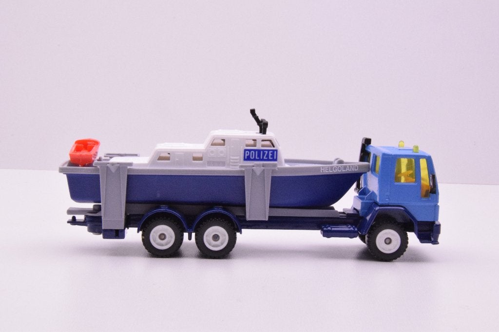 Ford LKW met politieboot  ''  Siku '', Ophalen of Verzenden, Zo goed als nieuw, Bus of Vrachtwagen, SIKU