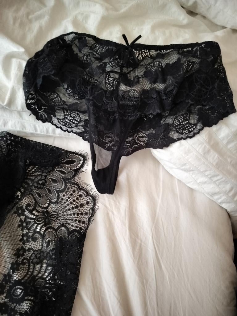 Zwarte kanten broekje slip M, Ophalen of Verzenden, Zwart, Slip