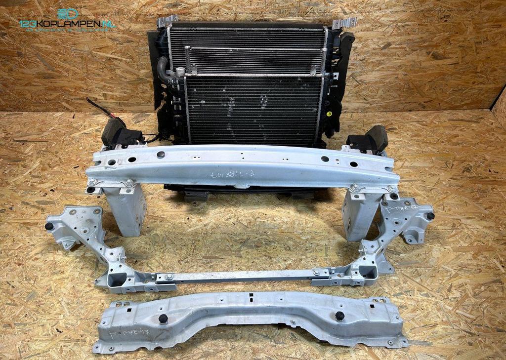 Jaguar F Type X152 3.0 Voorfront koelerpakket radiateur, Ophalen, Gebruikt, -, -