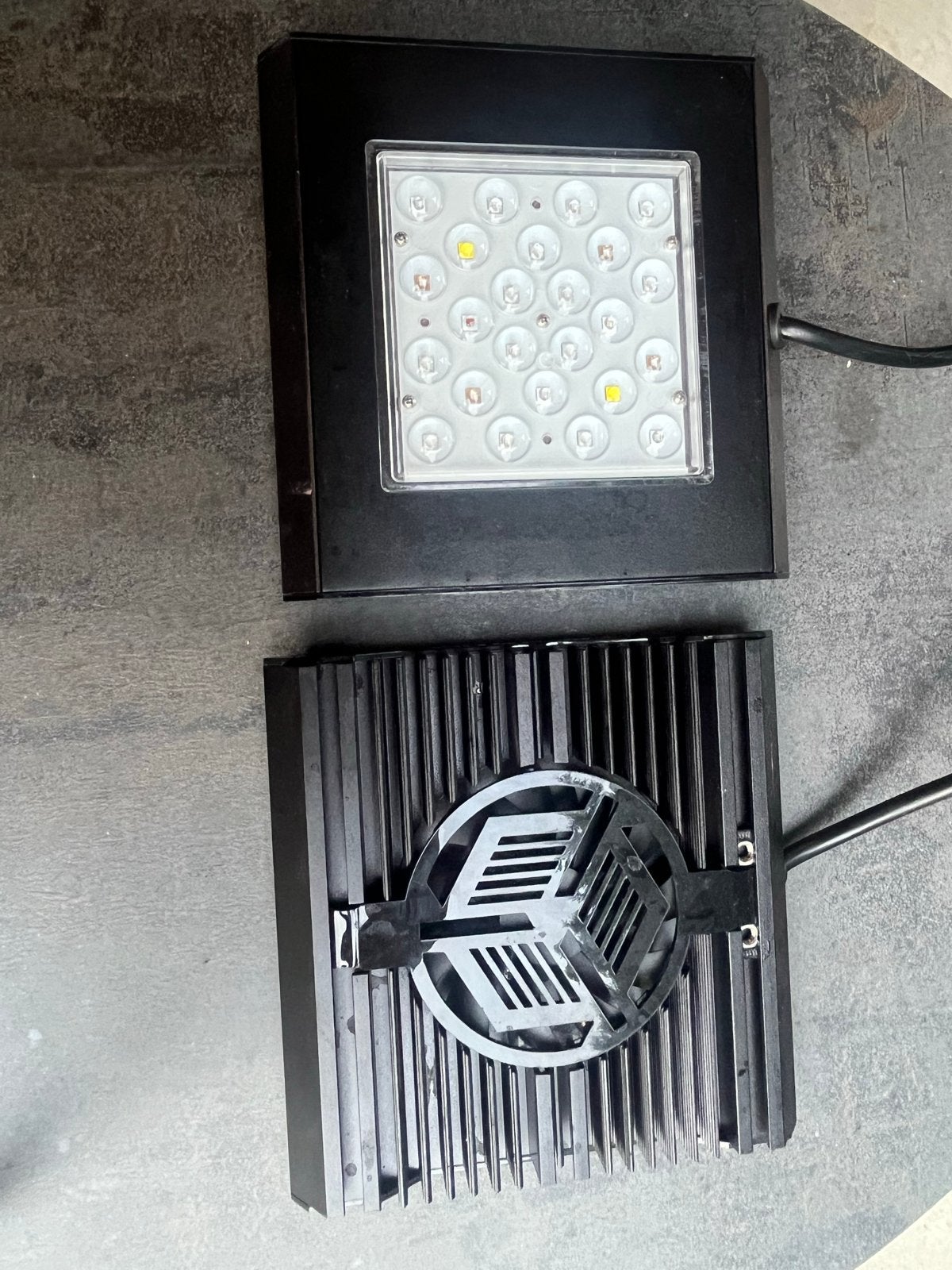 2x Reef Flare Blue Pro S LED Lampen inclusief beugels, Dieren en Toebehoren, Vissen | Aquaria en Toebehoren, Ophalen, Zo goed als nieuw