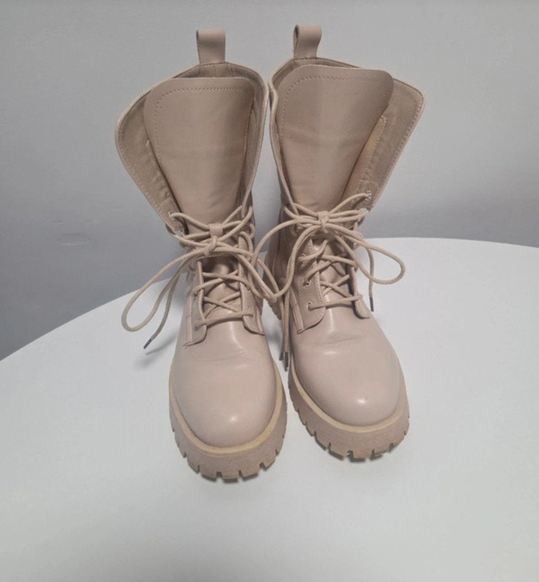 Beige Chunky Laarzen Dames Maat 36 - Gedragen, Ophalen of Verzenden, Gedragen, Beige, Lage of Enkellaarzen