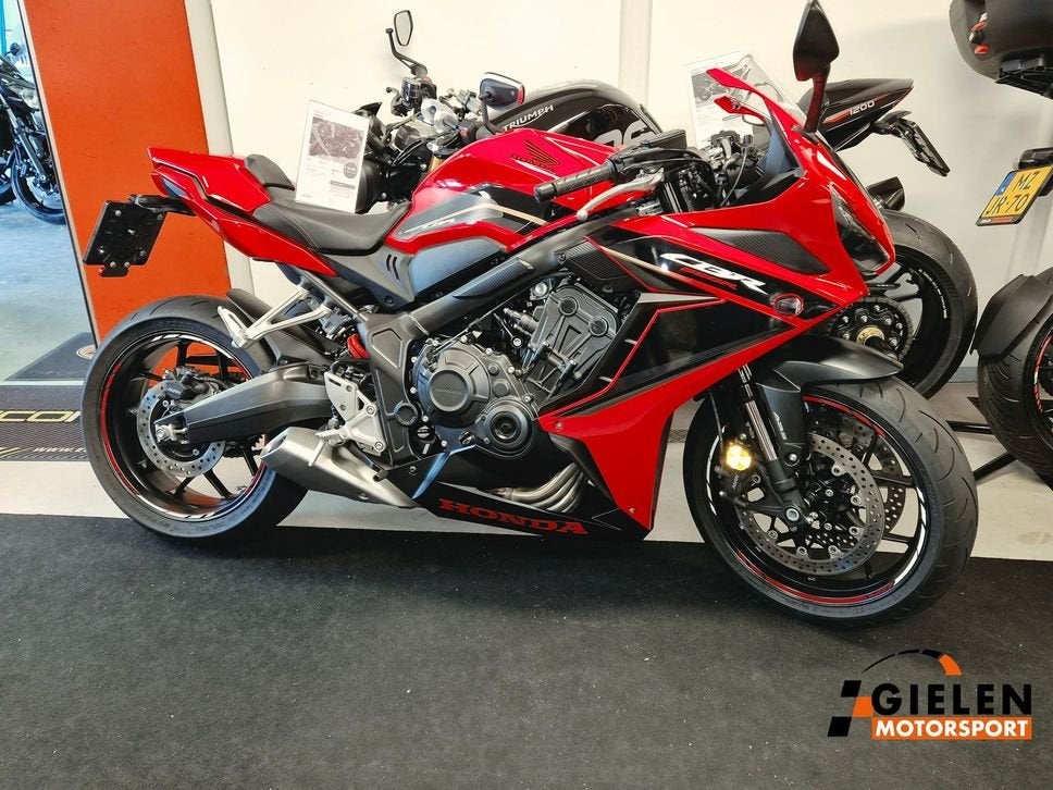 HONDA CBR 650 R 2024 5800 km, Motoren, HONDA, 4 cilinders, Bedrijf, Onbekend