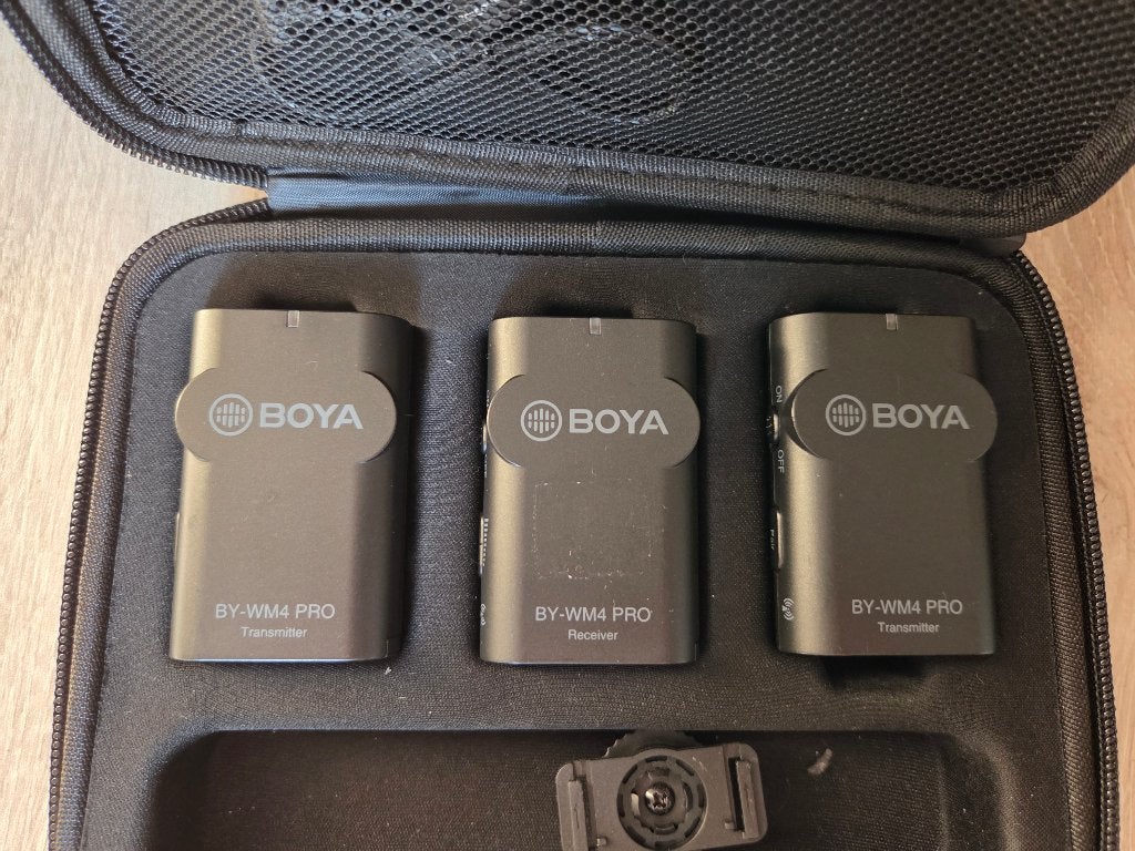 Boya BY-MW4 Pro 2x draadloze zender / 1x receiver set, Ophalen of Verzenden, Gebruikt, Audio