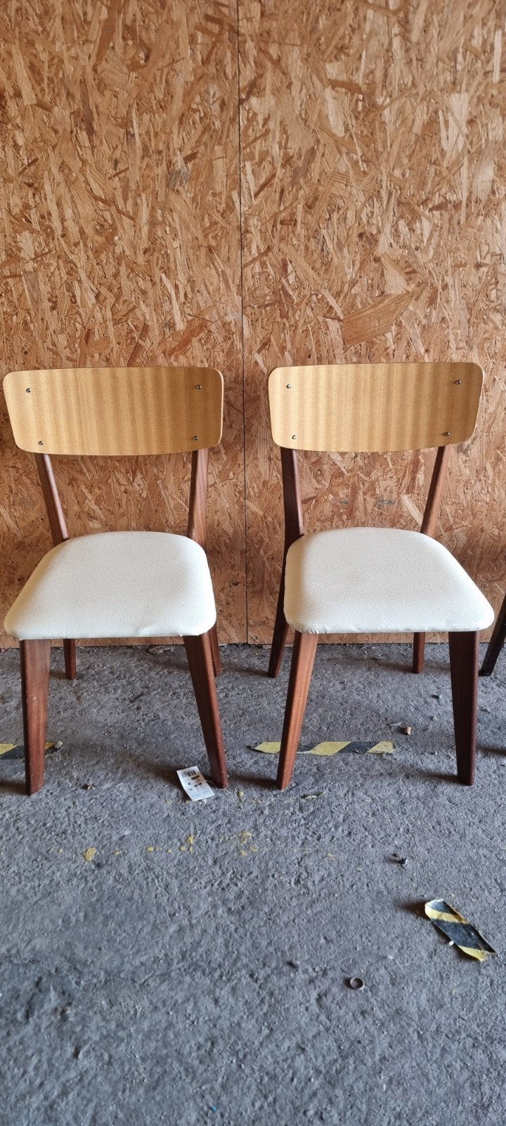 2 vintage skai leren eetkamerstoelen, Antiek en Kunst, Ophalen