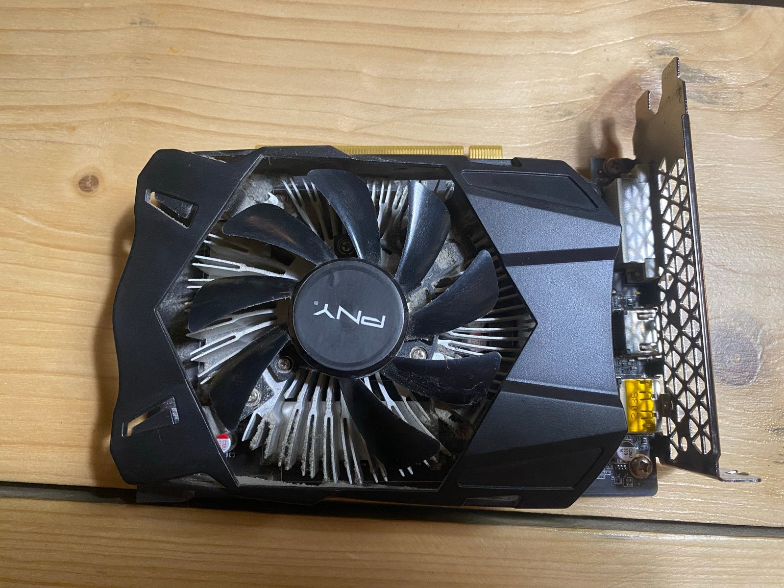 Nvidia GeForce GTX 1650 (4GB) videokaart, Computers en Software, Videokaarten, Ophalen, PCI-Express 3, Gebruikt, HDMI