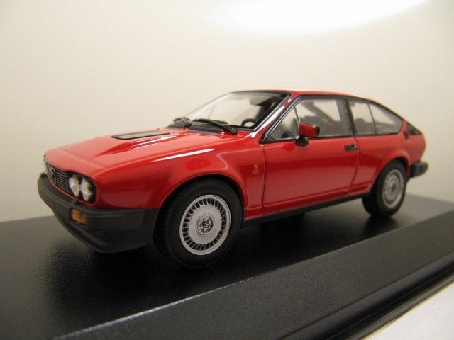 Alfa Romeo GTV 6 1:43 Minichamps Maxichamps GTV6 rood, Ophalen of Verzenden, Nieuw, Auto, MiniChamps