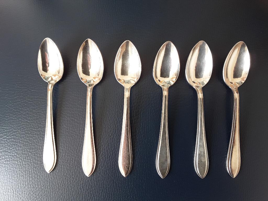 12 verzilverde lepeltjes van Nescafé ( Nescafé 60), Antiek en Kunst, Ophalen of Verzenden