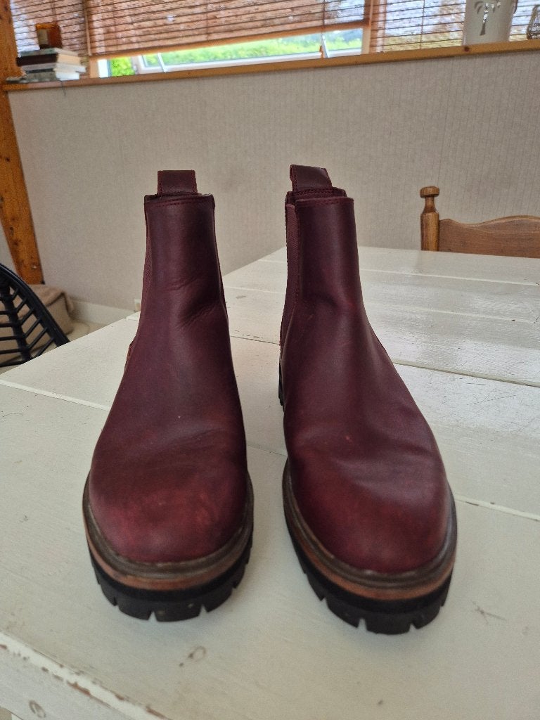 Timberland maat 40 dames, Overige kleuren, Lage of Enkellaarzen, Ophalen of Verzenden, Zo goed als nieuw