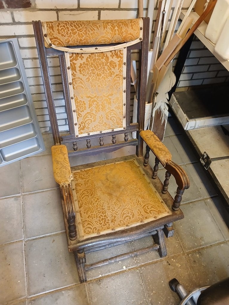 antieke Engelse schommelstoel, Ophalen