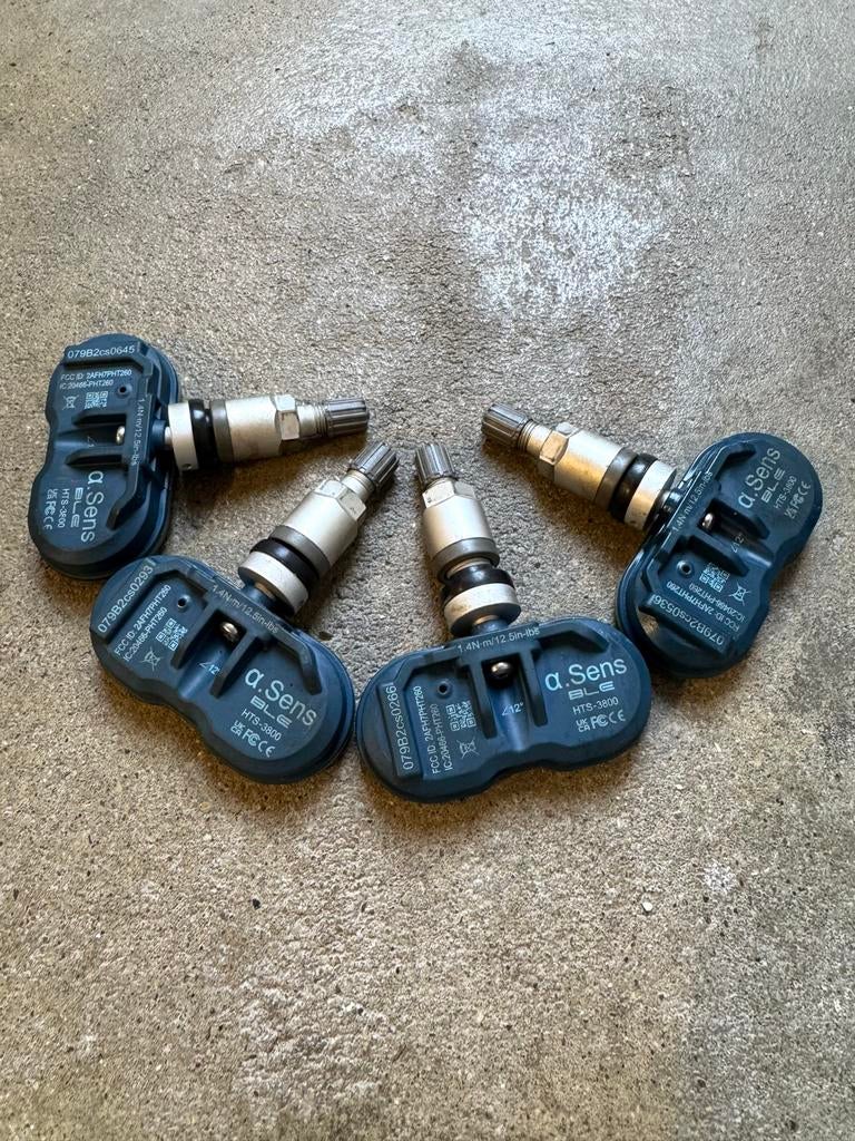 4x TPMS Sensoren BLE Tesla Model 3 Highland / Model Y, Auto-onderdelen, Overige Auto-onderdelen, Ophalen of Verzenden, Gebruikt