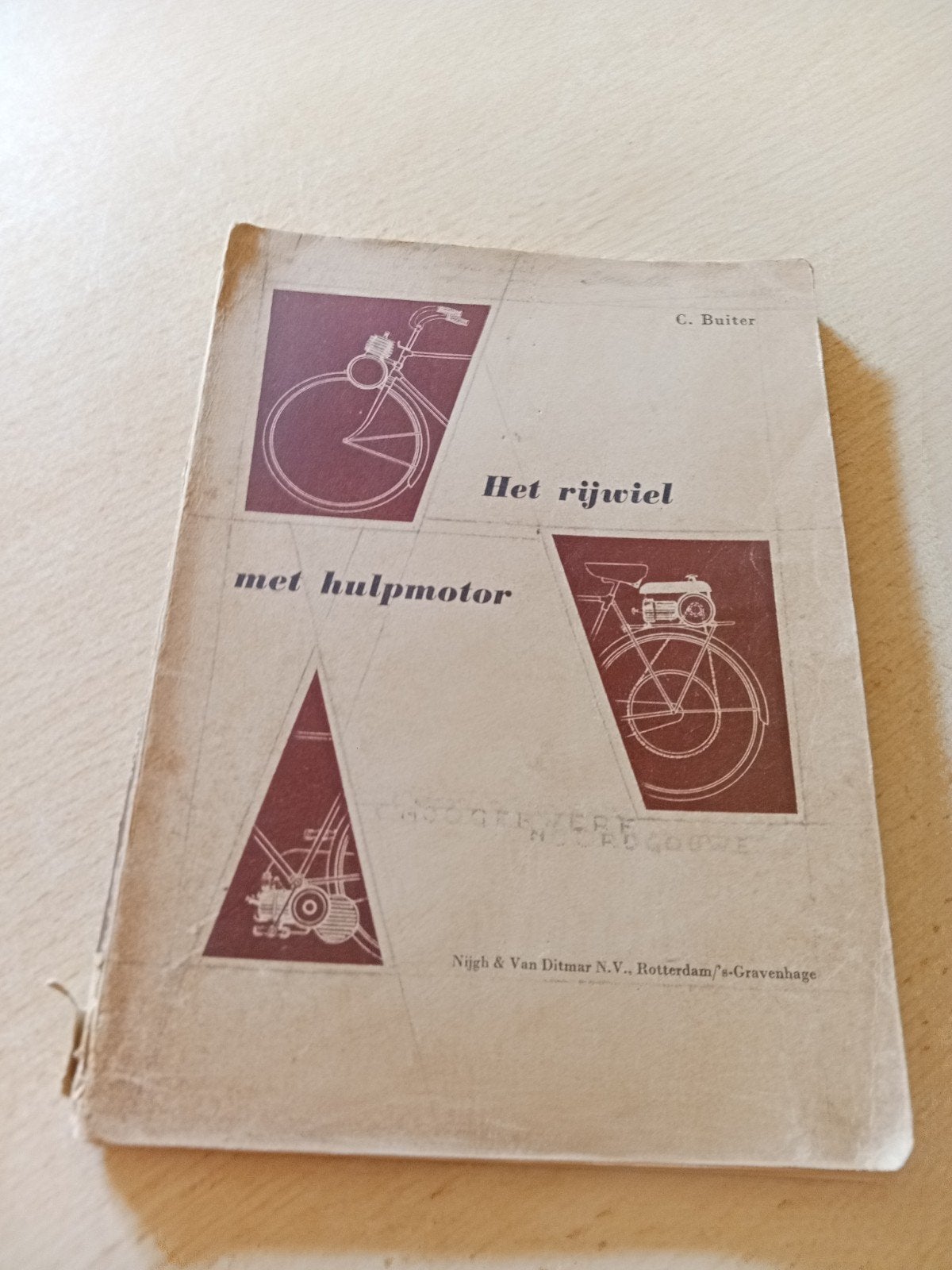 Het rijwiel met hulpmotor - C. Buiter (1951), Fietsen en Brommers, Ophalen of Verzenden